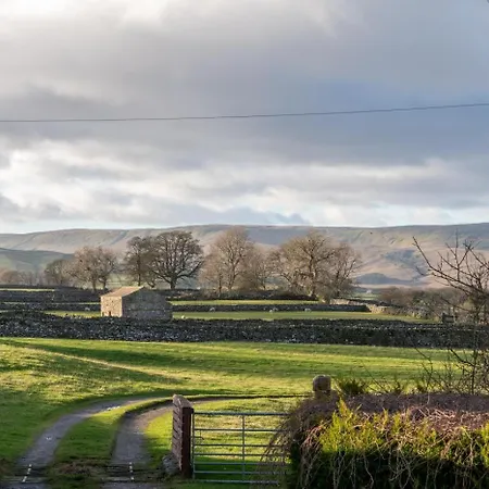 The Barn At The Grange Hawes